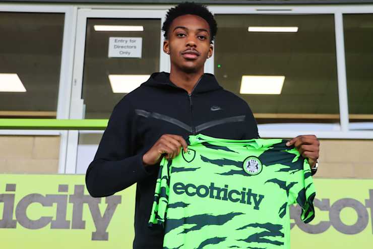 Omotoye joins Rovers | WE ARE FGR