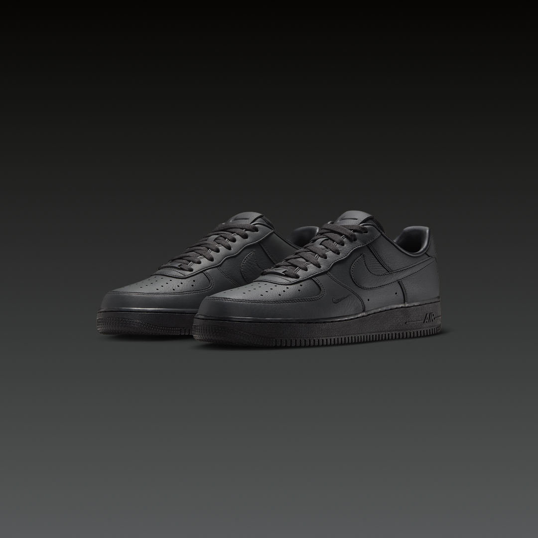 all black af1 white swoosh