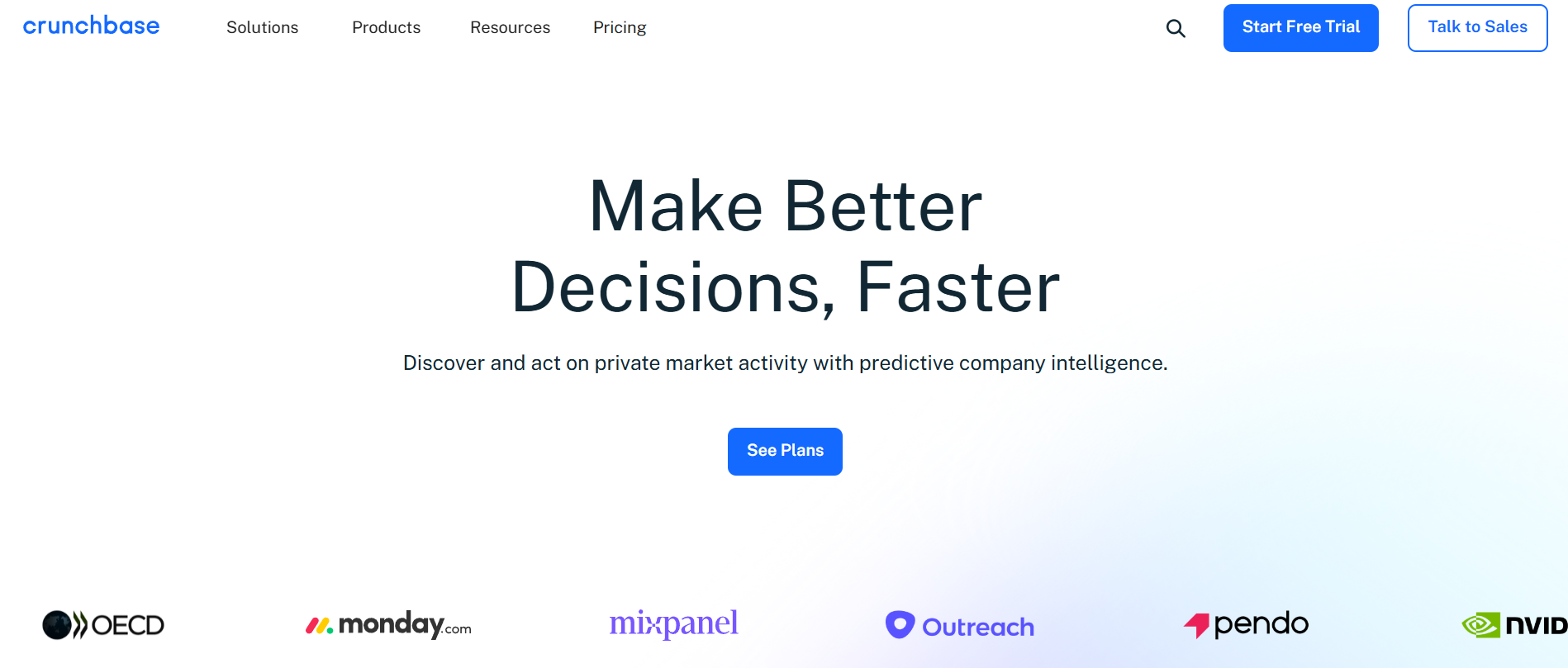 crunchbase-vs-pitchbook-image1
