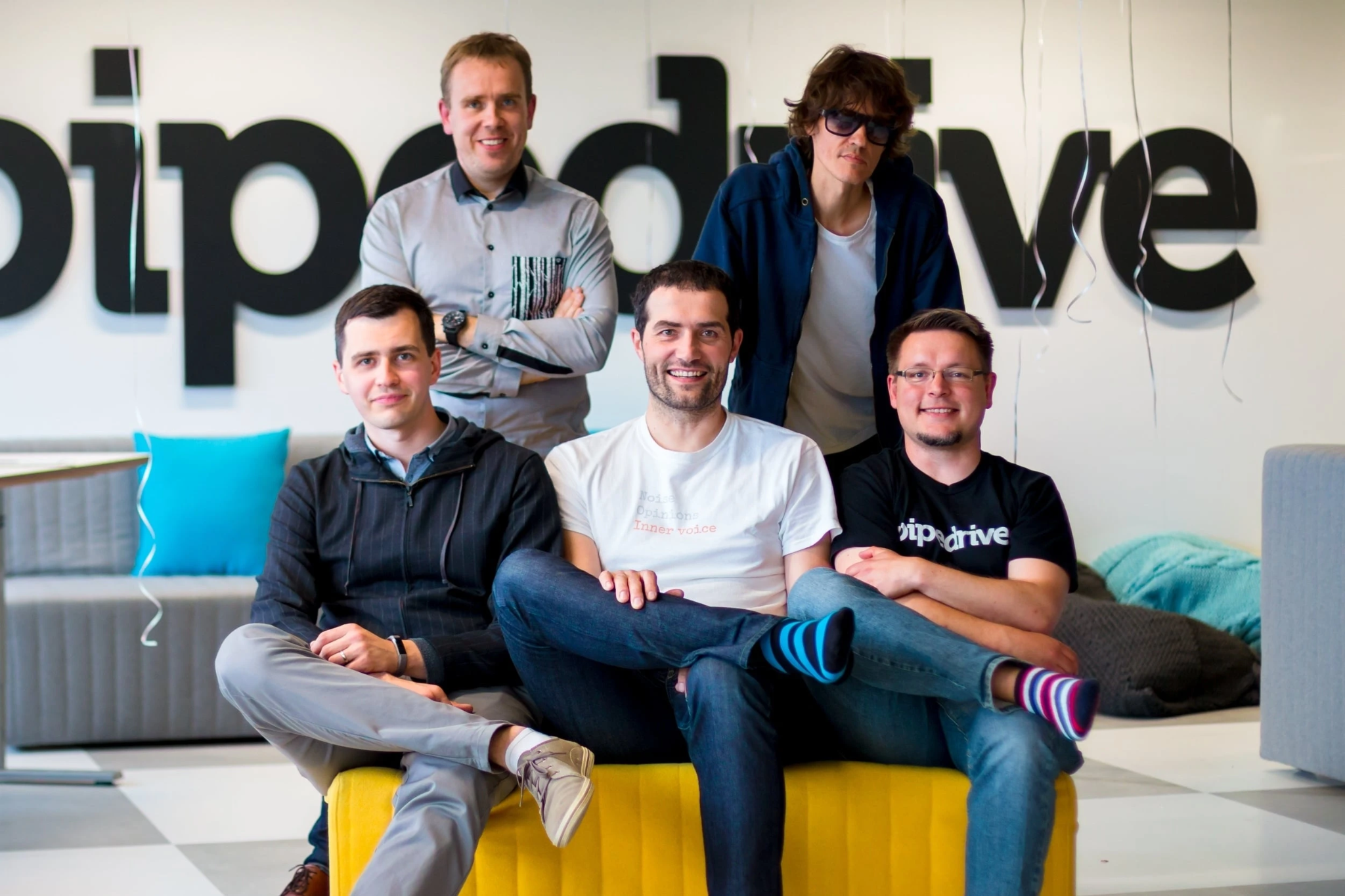 contactually-vs-pipedrive-2