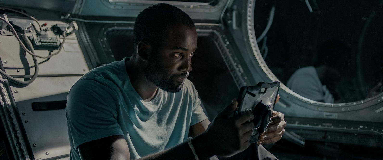 Netflix's Stowaway is a Movie With So Much Promise, and No Delivery