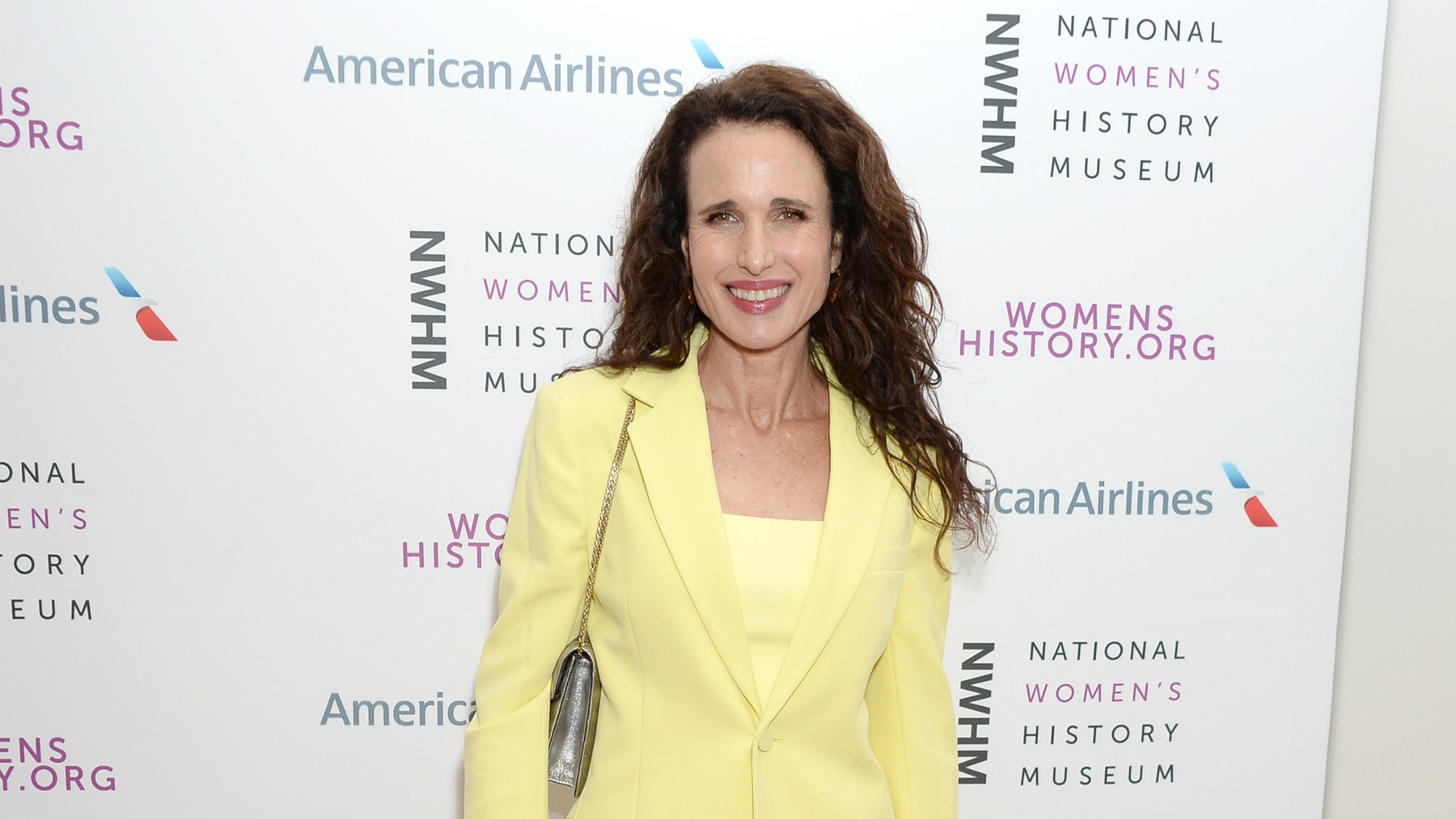 Andie Macdowell Lets Her Iconic Curly Hair Go Gray As She Celebrates Life At 62 Littlethings Com