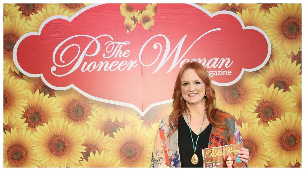 Ree Drummond's new Pioneer Woman holiday collection is here