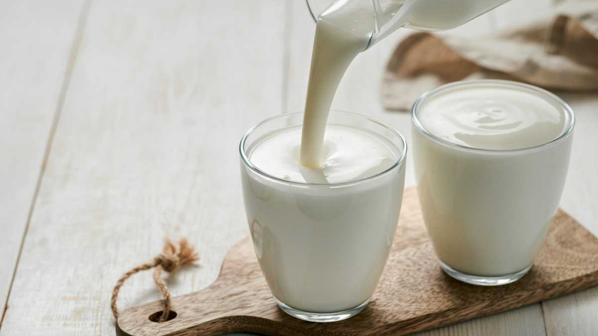 Spoiled Milk Should Never Be Thrown Away For These Reasons |  
