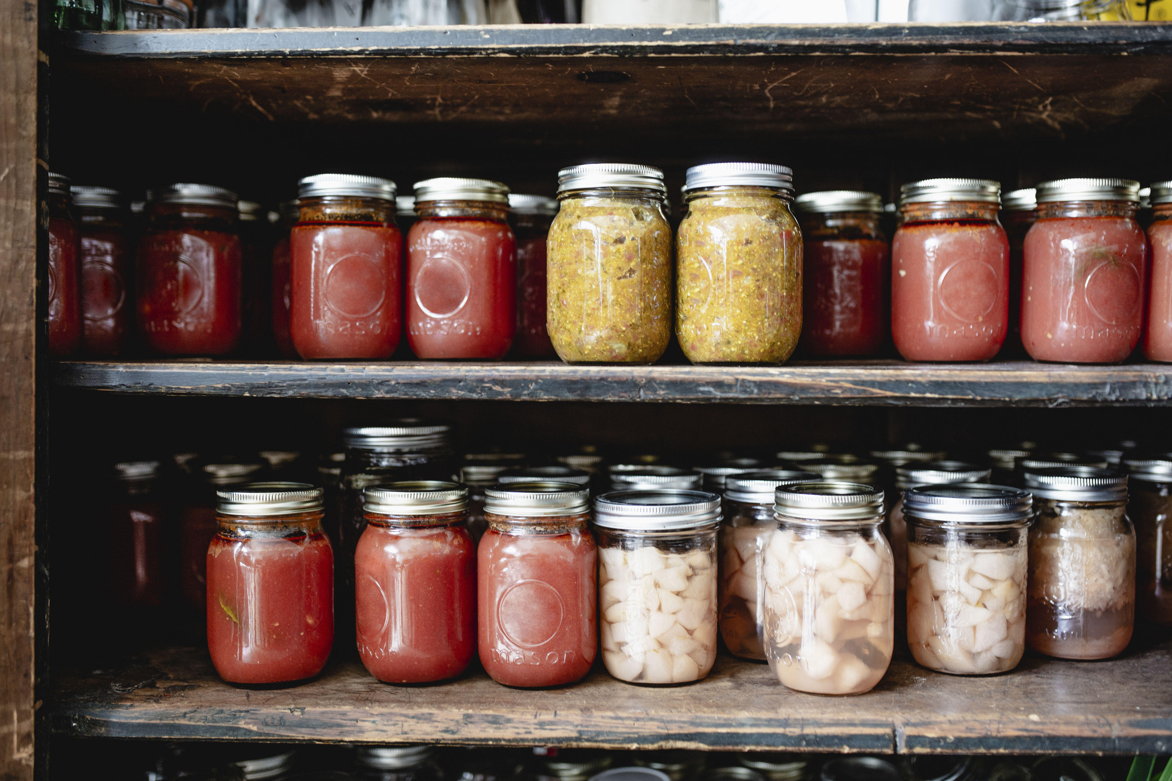 Types of Antique Canning Jars to Start Collecting