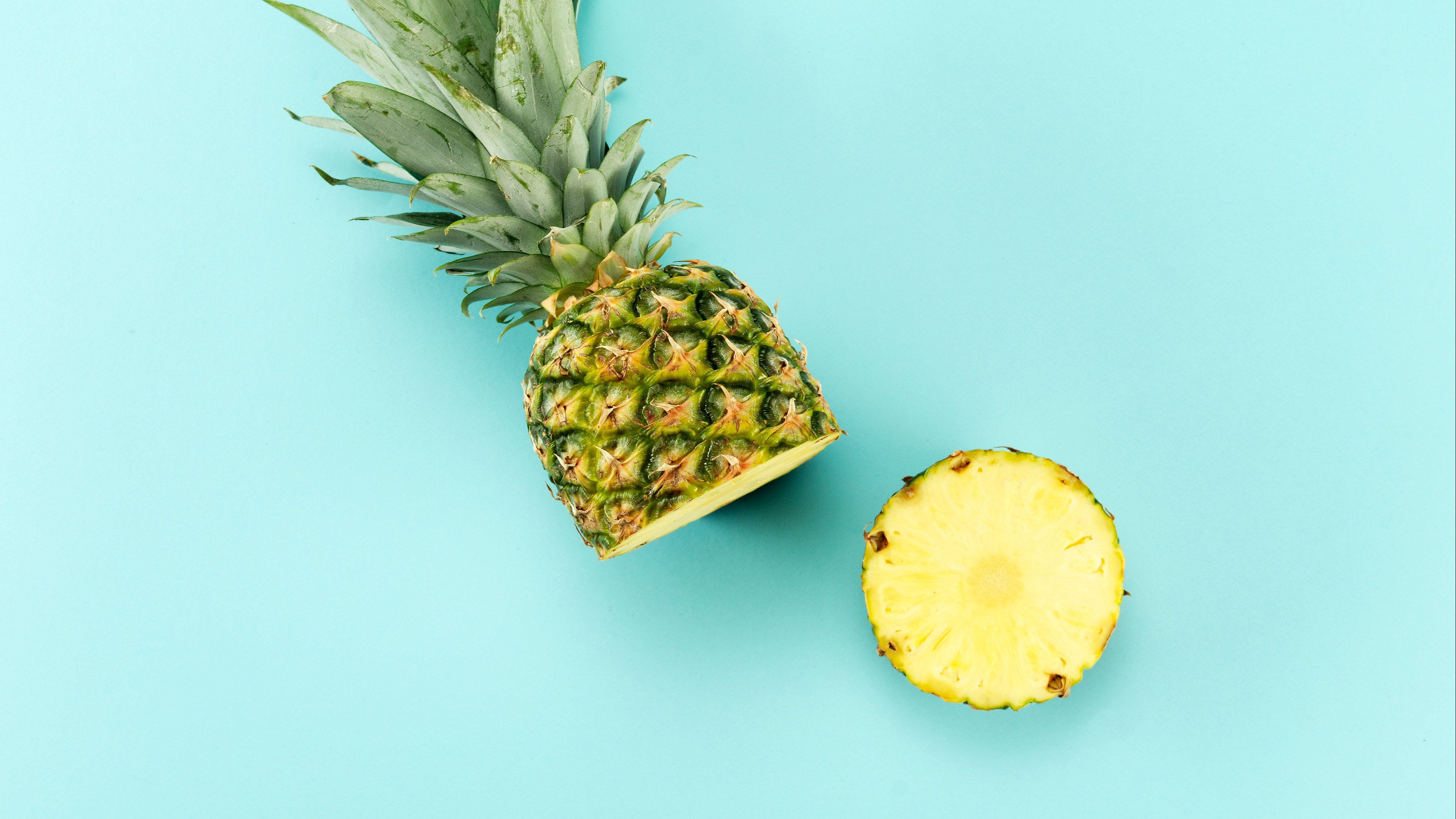 The Pioneer Woman Shows A Quick Trick On Cutting A Pineapple