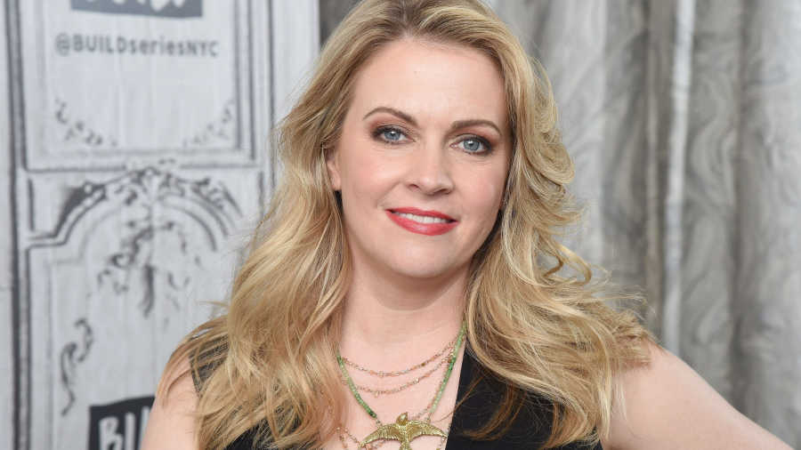 Melissa Joan Hart Has COVID-19 After Kids Were Exposed At ...