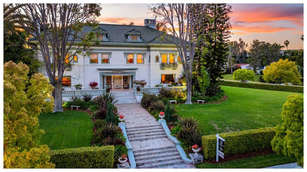 Ali Home A Look Inside Muhammad Ali’s Former Los Angeles Italian Renaissance ...