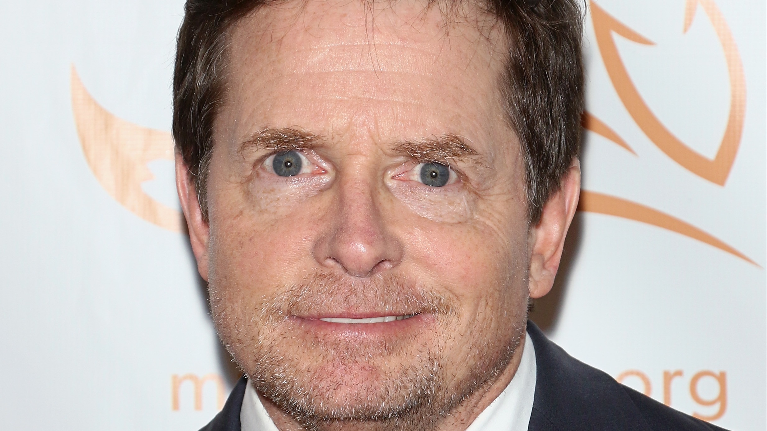 Michael J. Fox Says Paparazzi Questions Made Him Reveal Parkinson's ...