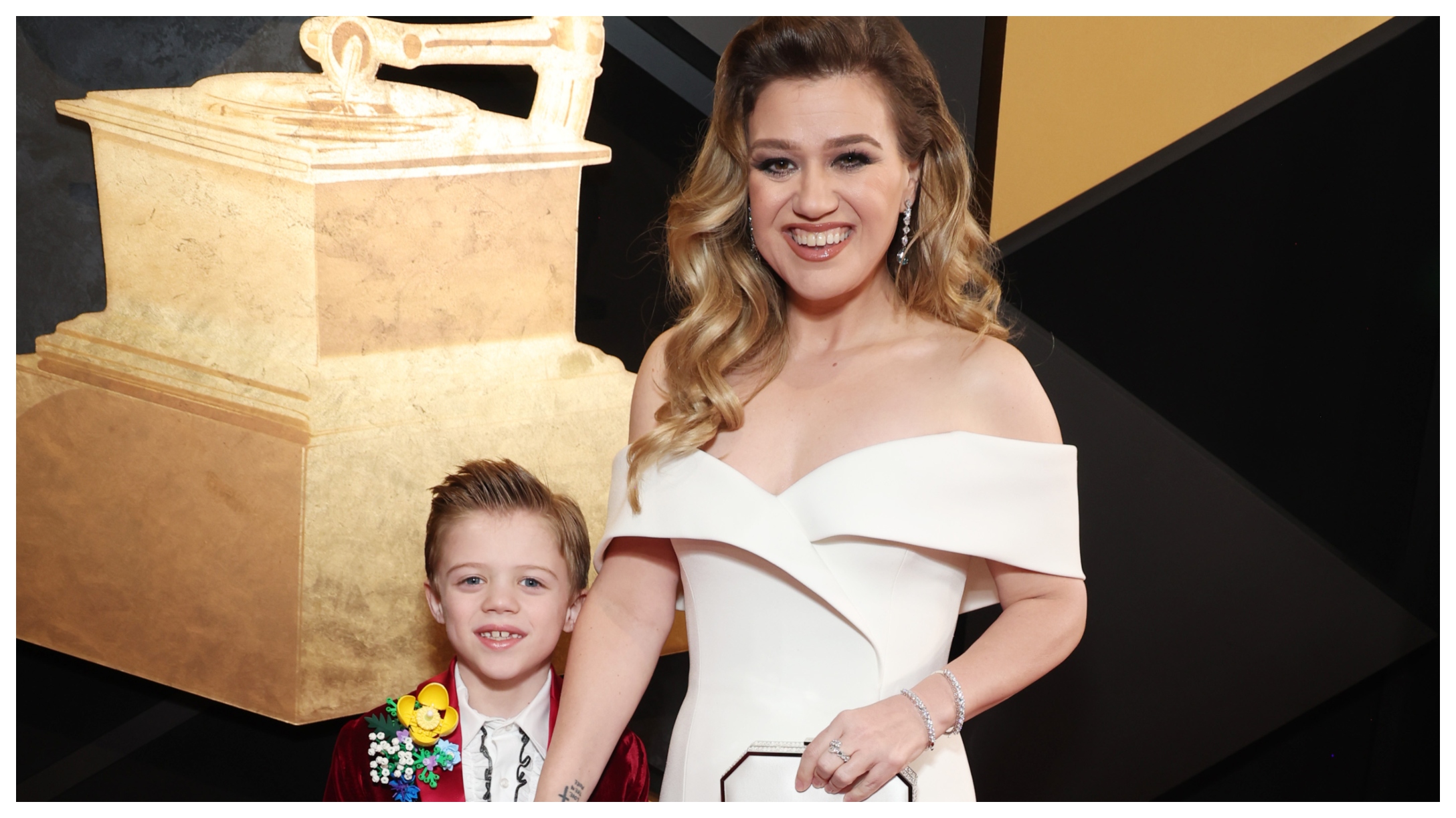 Kelly Clarkson's Key Advice To Meghan Trainor About Touring With Kids