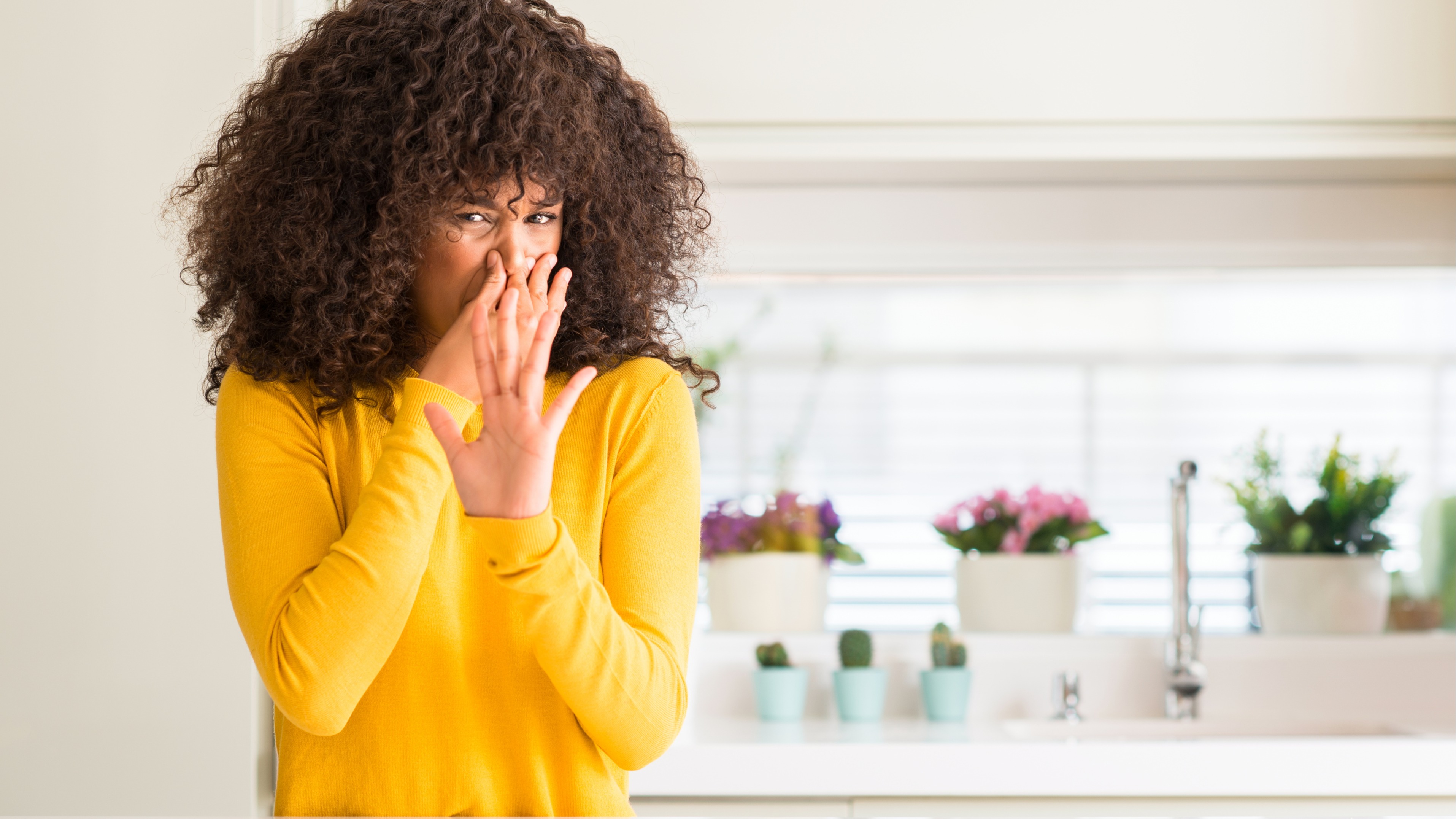 8 Dangerous House Smells That You Shouldn't Ignore | LittleThings.com