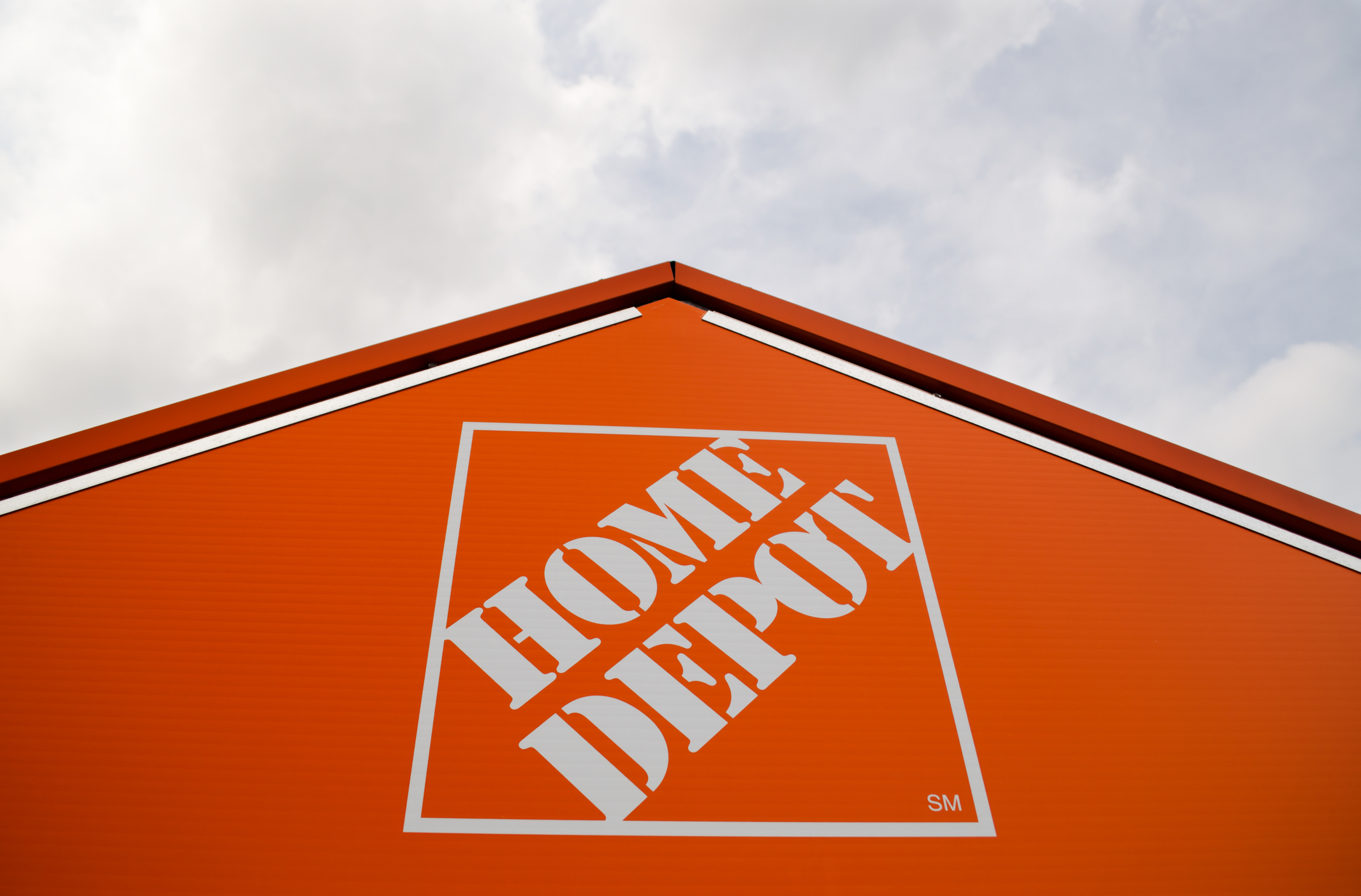 A North Carolina Home Depot Worker, 83, Dies After Shoplifter Pushes ...