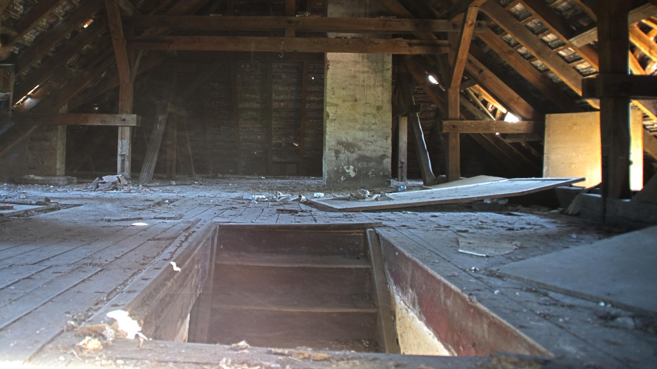 PA Man Drives To NH, Hides In OnlyFans Model's Home To Film Her At