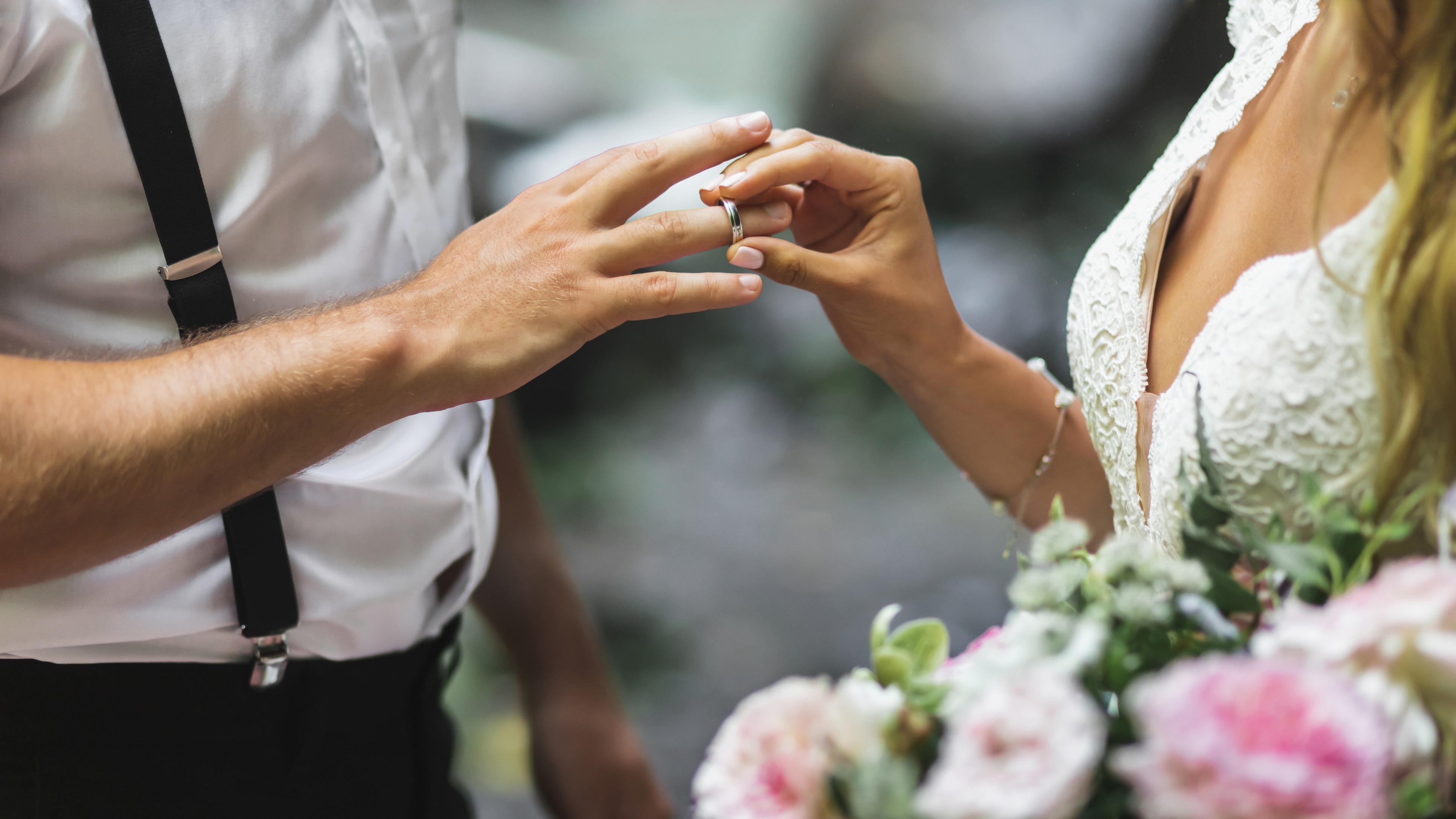 Woman Asks Fiancé To Take 'In Sickness' Out Of Vows: 'I Hate Taking Care Of Sick People'