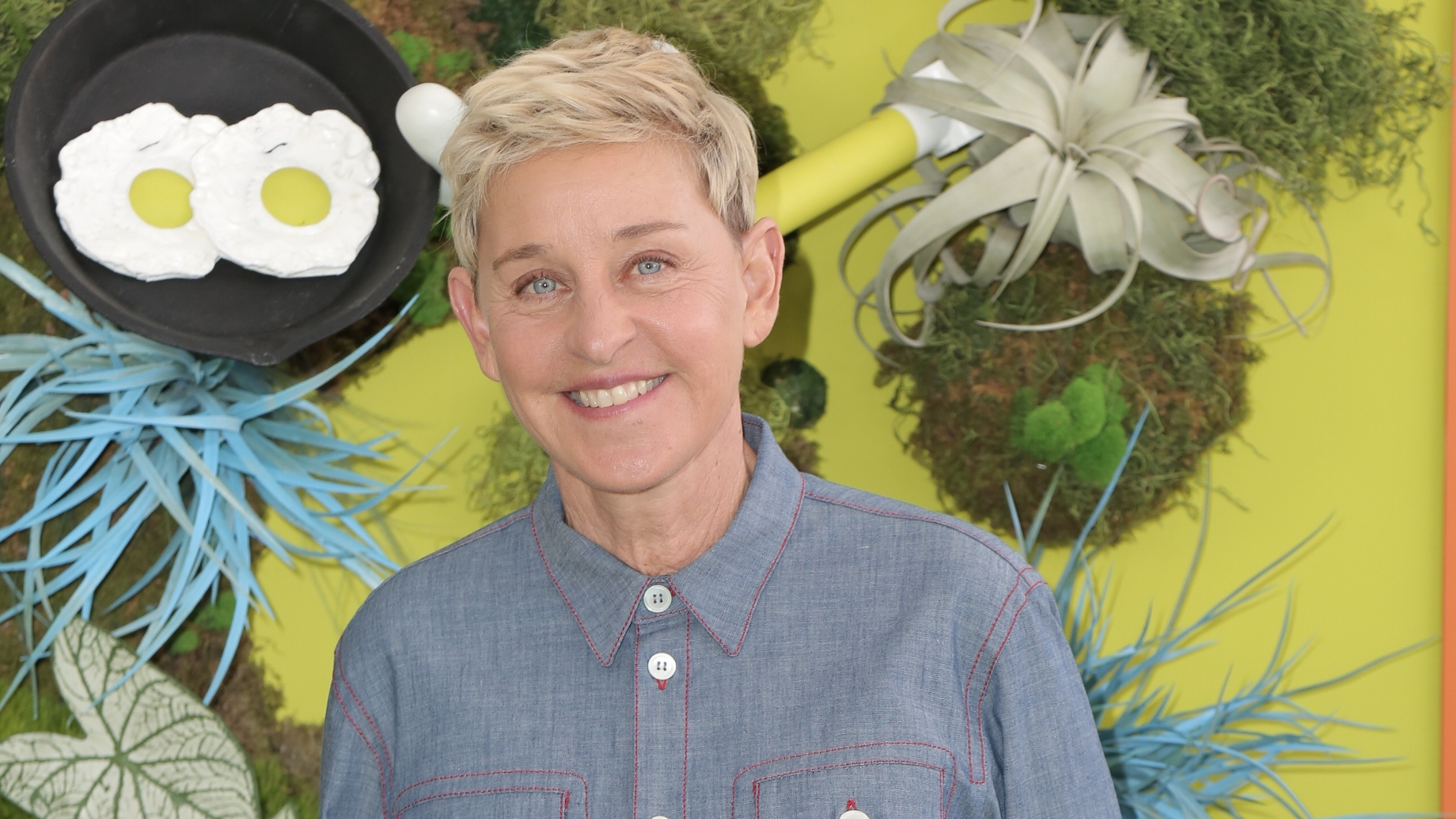 Ellen DeGeneres Reveals The Symptom Of COVID-19 She's Struggled With ...