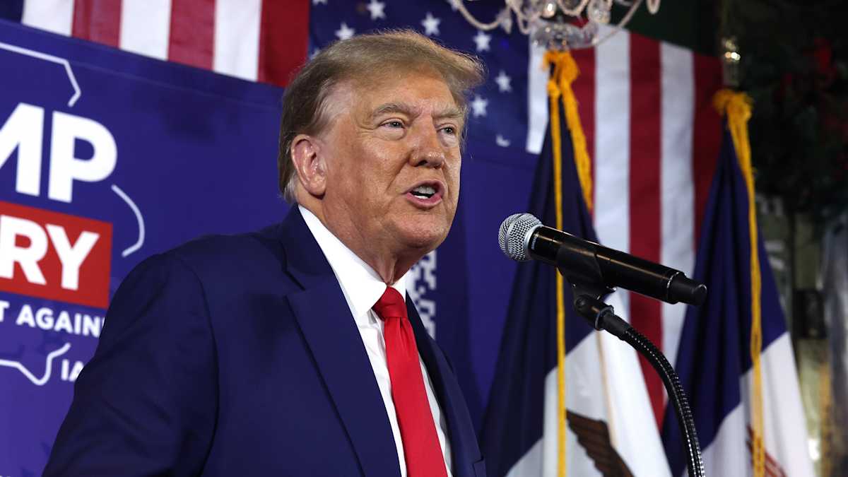 Political Commentator Criticizes Donald Trump For His 'Odor