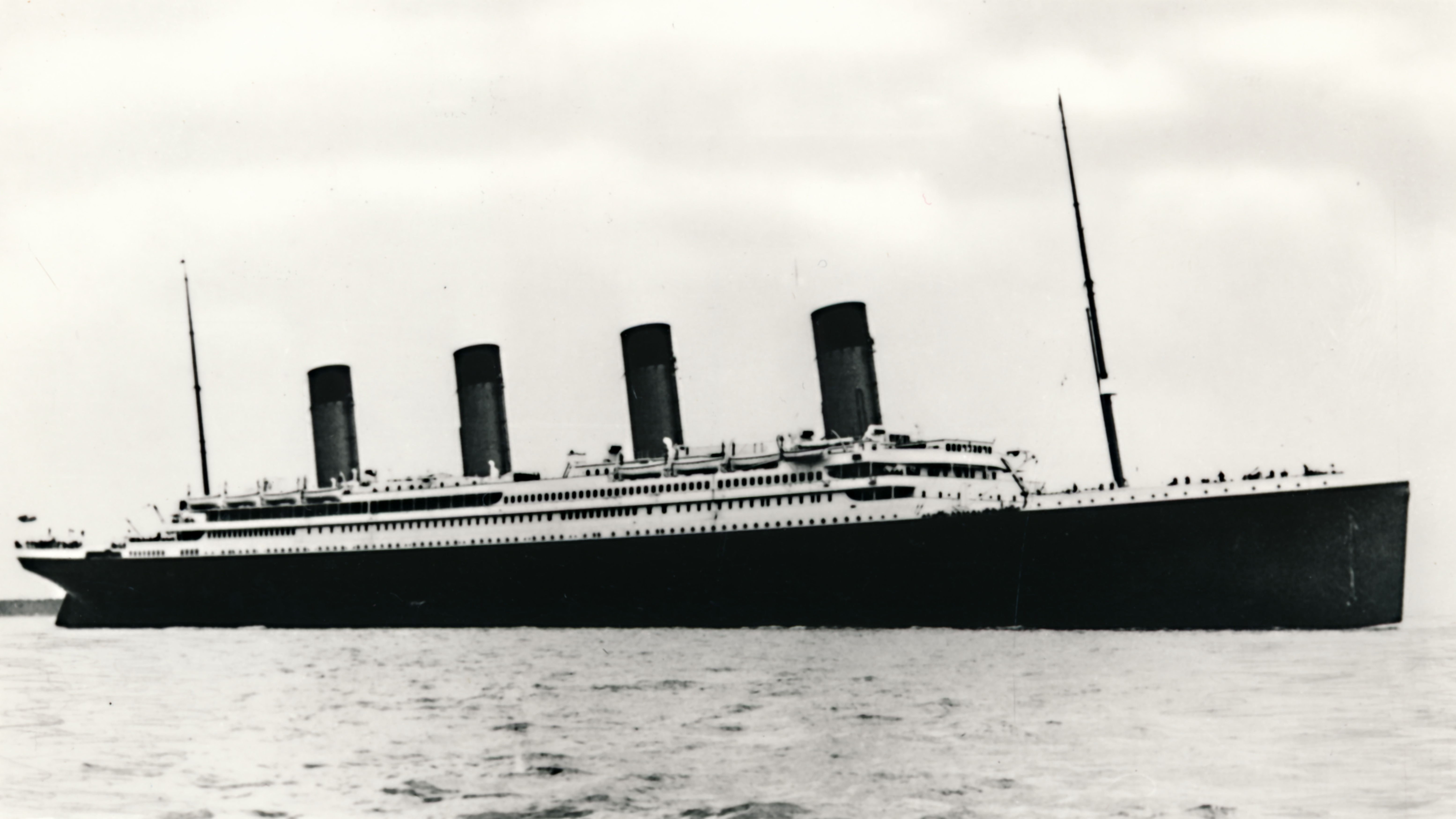 Real Story Behind Elderly Couple Who Died In 'Titanic' 