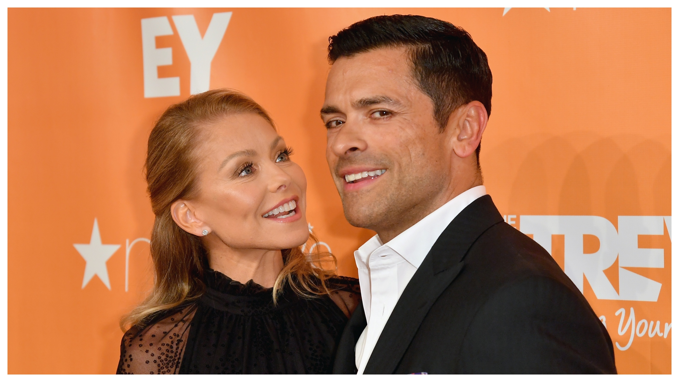 Kelly Ripa Blacked Out During Sex With Husband Mark Consuelos LittleThings