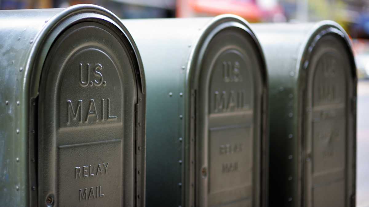 Note Sign Mailbox Michigan Woman Faces Unwelcoming Note In Mailbox After Move ...