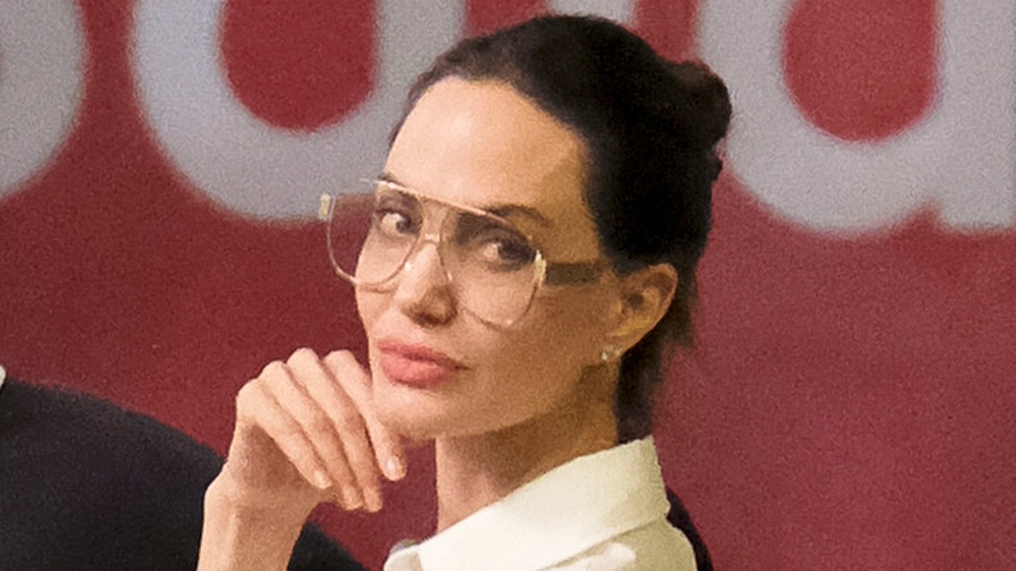 Countersuit Filed By Angelina Jolie Accuses Brad Pitt Of Choking And