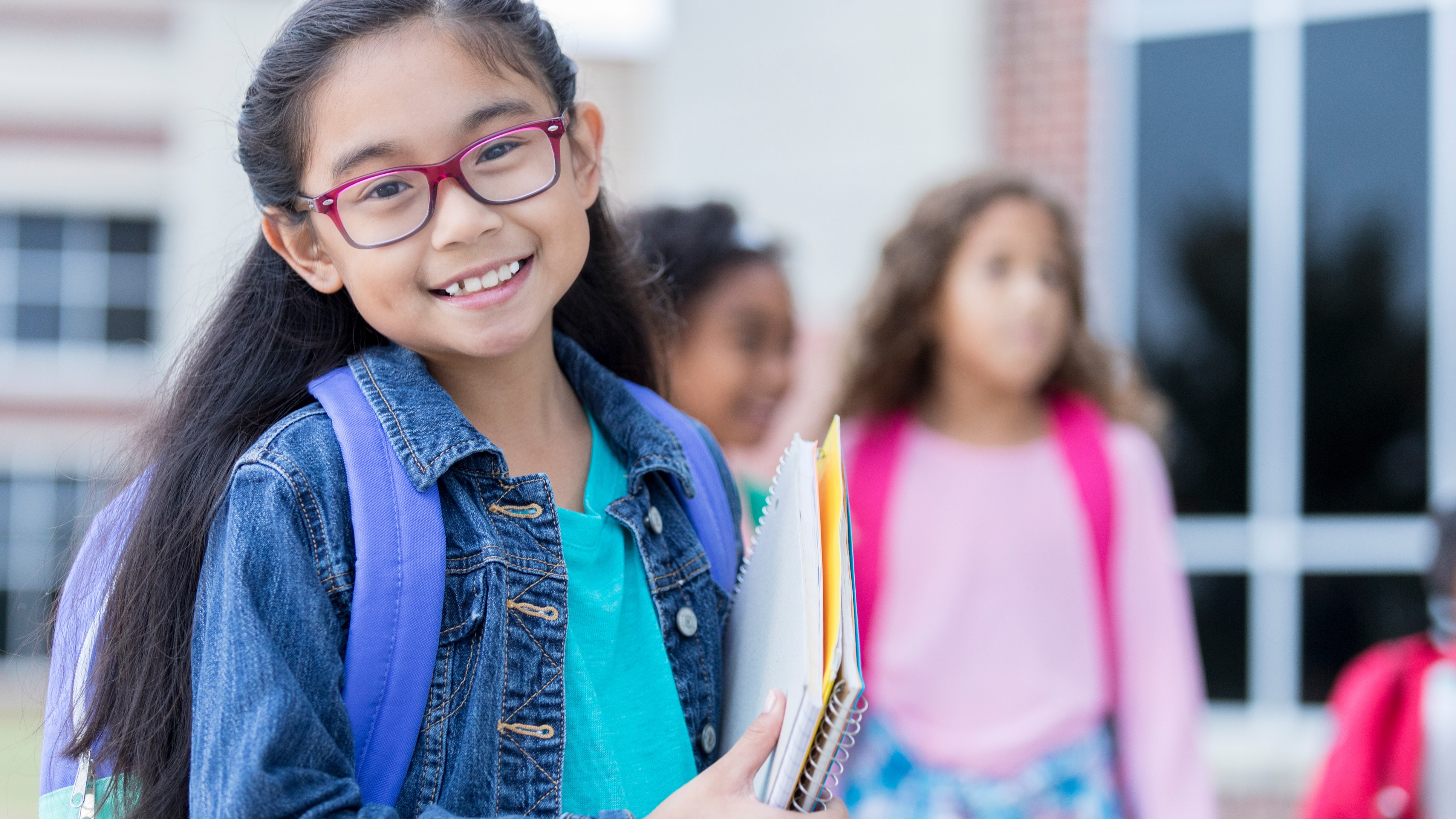 help-your-introverted-child-make-friends-at-school-littlethings