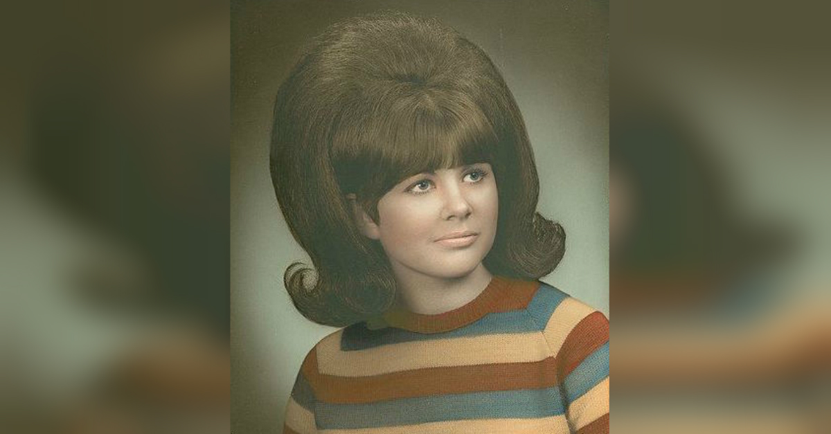 They Say THIS Surprising Look Was All The Rage In The 1960s. I Had No Idea  – Incredible! 