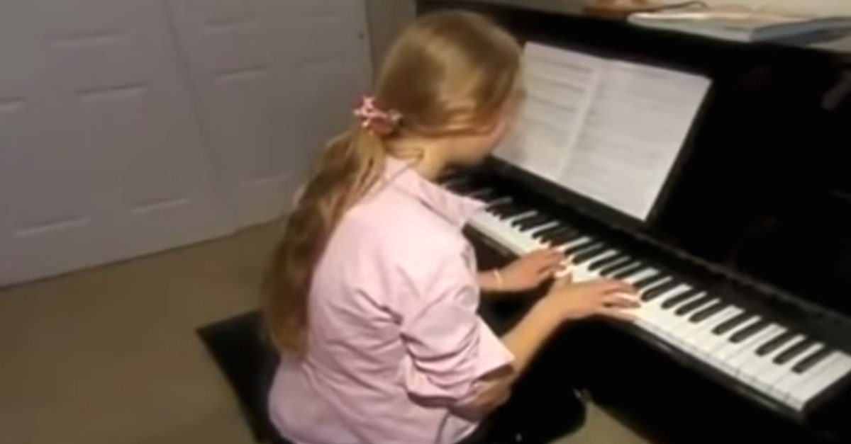 12YearOld Girl Sees God Every Day. Now Watch The Painting Behind Her