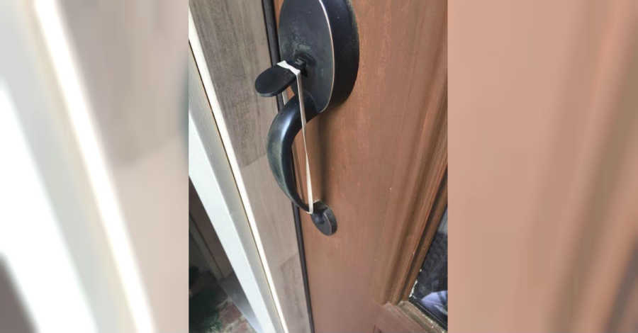 Are Robbers Using Rubber Bands to Break Into Houses?