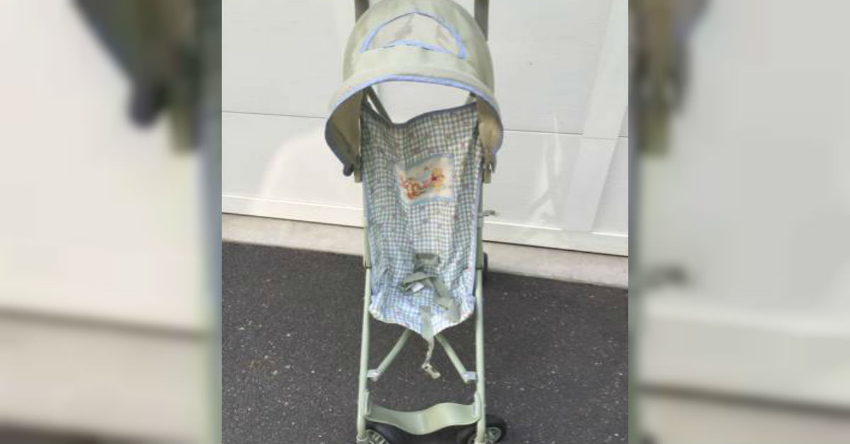 Experts Say Doing THIS To Your Stroller On A Hot Day Could Kill Your