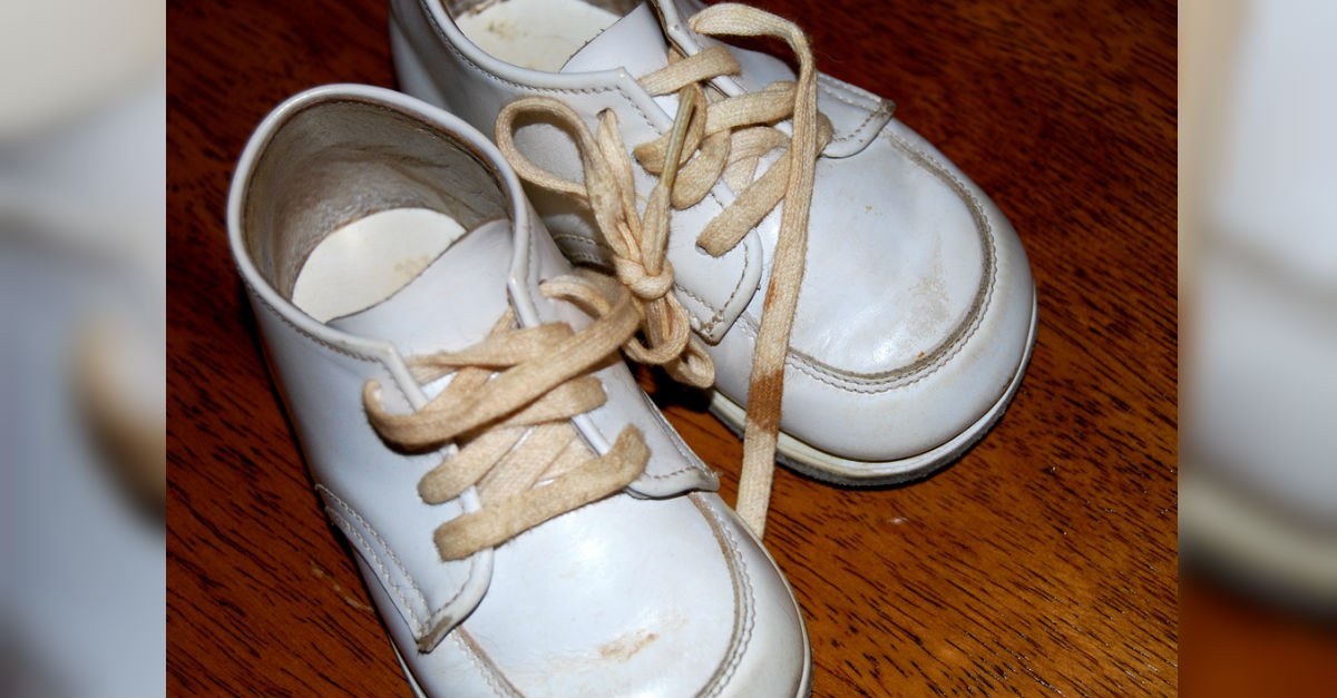 What To Do With Old Baby Shoes DIY Growth Chart