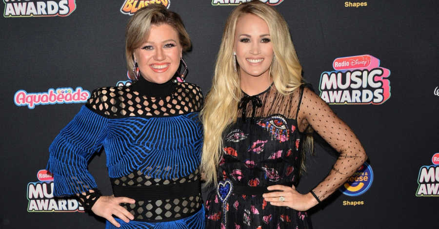 Kelly Clarkson Responds To Rumors About Alleged Feud With