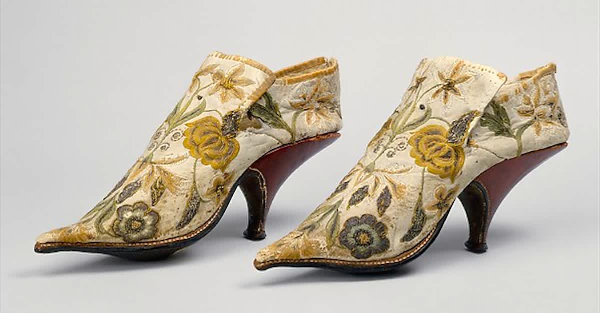 18 Gorgeous Historical Shoes That Footwear Lovers Will Adore! |  