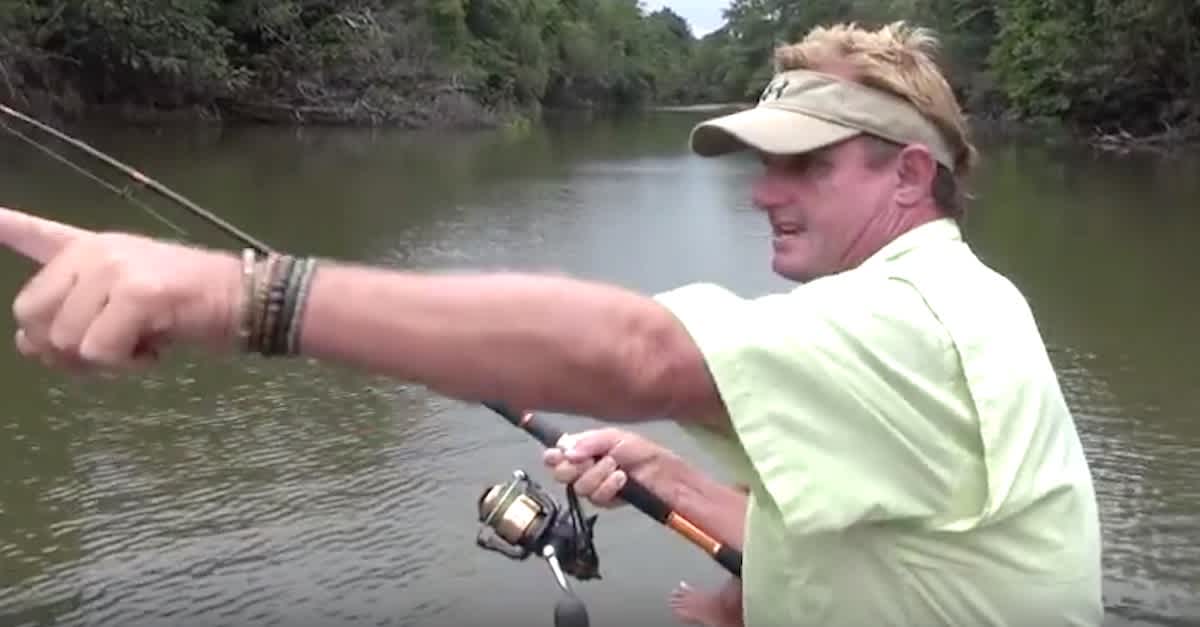 2 Men Go Fishing In The  River, But When They Encounter THIS River  Monster? Freaky!