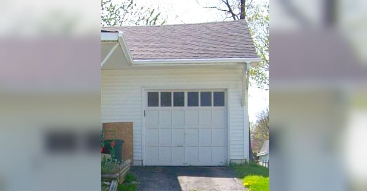 Crafter Uses Repurposed Garage Door To Make A Table