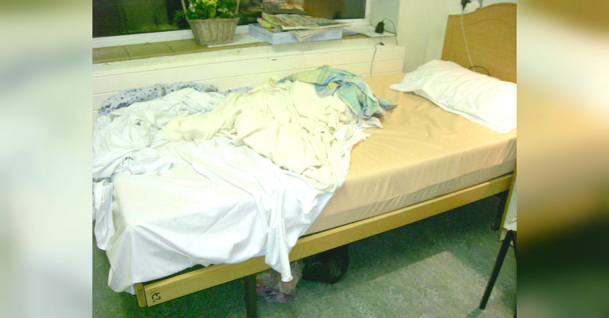 11 Genius Ways To Repurpose All Of Your Old Bedsheets