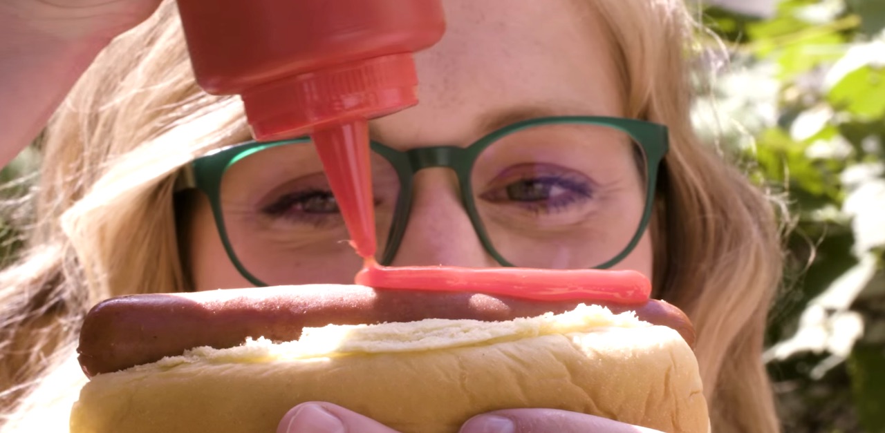 She Holds Up An Old Ketchup Recipe. But You’ll Never Believe The