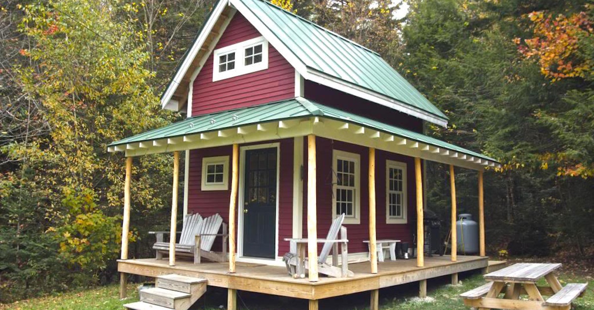 It Looked Like A Normal Tiny Cabin When I Saw THIS On The Porch   Porch Tiny House Thumb 1 