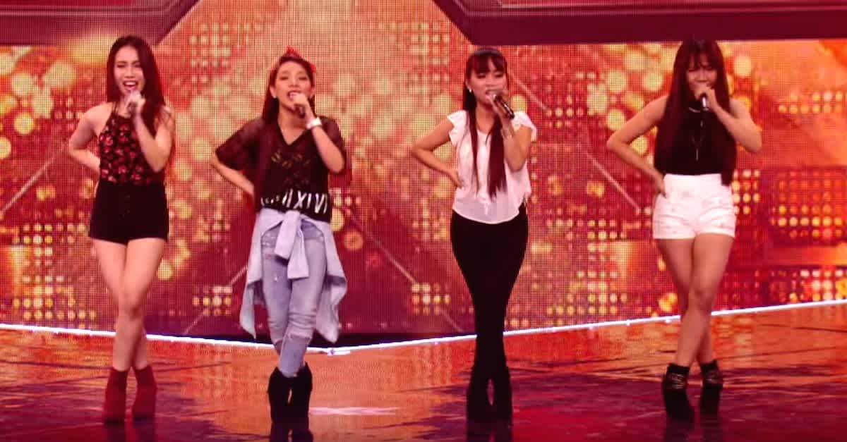 Four Sisters Line Up On Stage And Lift Their Mics. But Watch When They ...