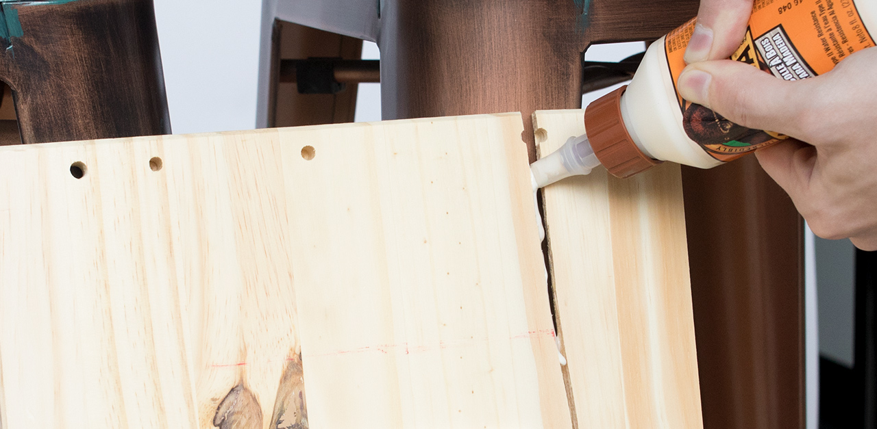 How To Repair Cracked Wood If Your Furniture Splinters
