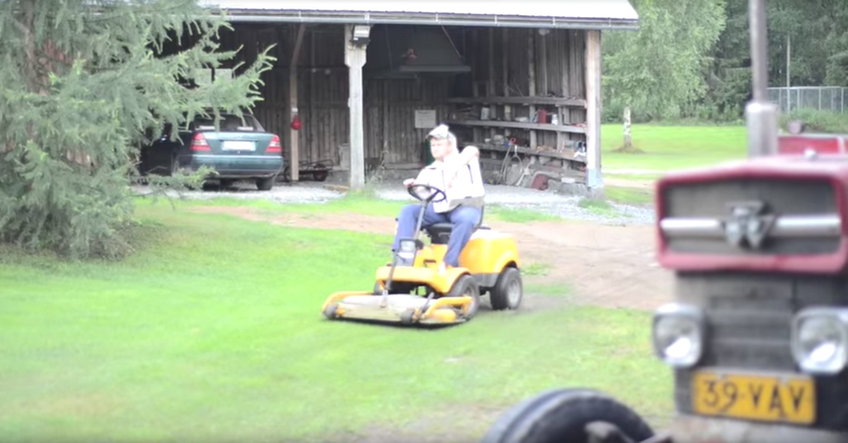 'Hillbilly' Jumps Off His Old Lawn Mower. When I Saw Why? This Is