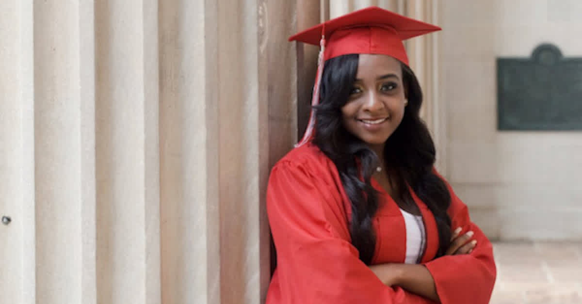 Teen Is Valedictorian Of Her Class. But When She Posts