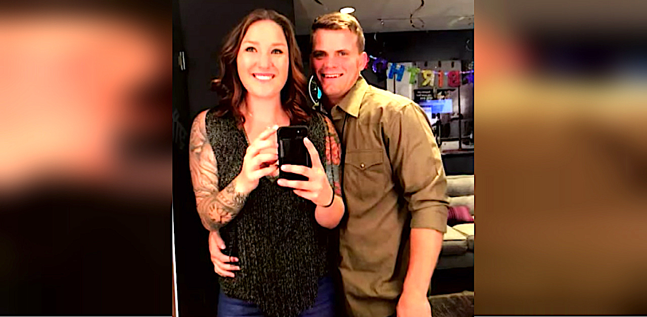 Garth Brooks Daughter Gets Engaged At Concert Littlethings Com