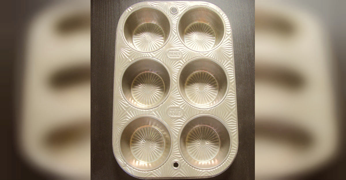 12 Unexpected Uses For Your Muffin Tin That Have Nothing To Do With