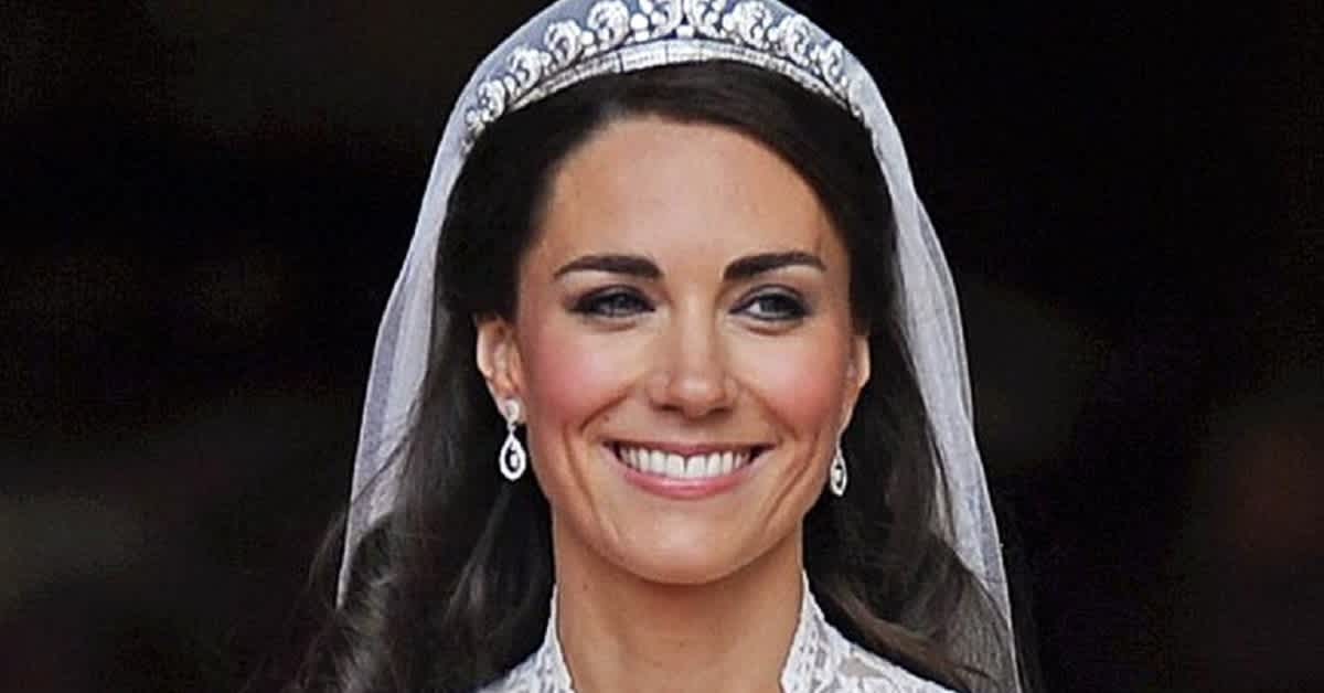 10 Of The Most Iconic Princesses Of All Time | LittleThings.com
