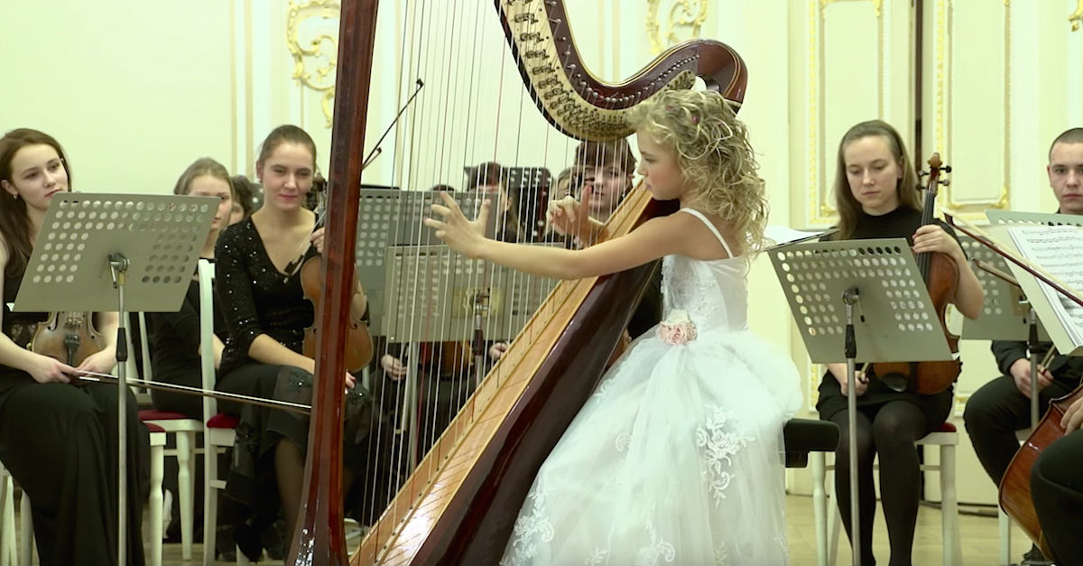 Tiny ''Angel'' Sits Perfectly Still. When The Music Starts, Millions Of  People Are ASTOUNDED. | LittleThings.com