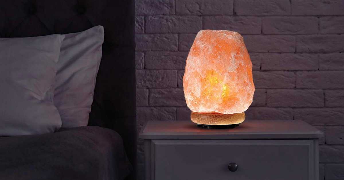 This Himalayan Salt Lamp Has Over 8 000 5 Star Reviews On And It S Only 16 99 Littlethings Com This Himalayan Salt Lamp Has Over 8 000, Salt Lamp Reviews