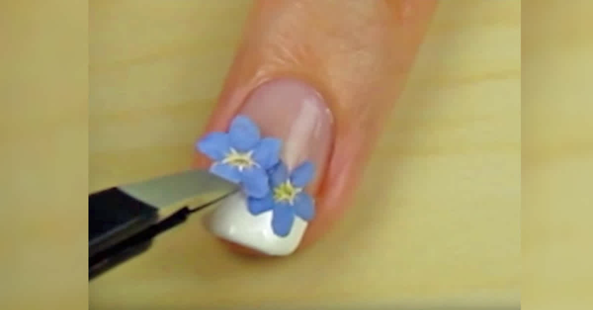 Simple Flower Nail Art, CutePolish