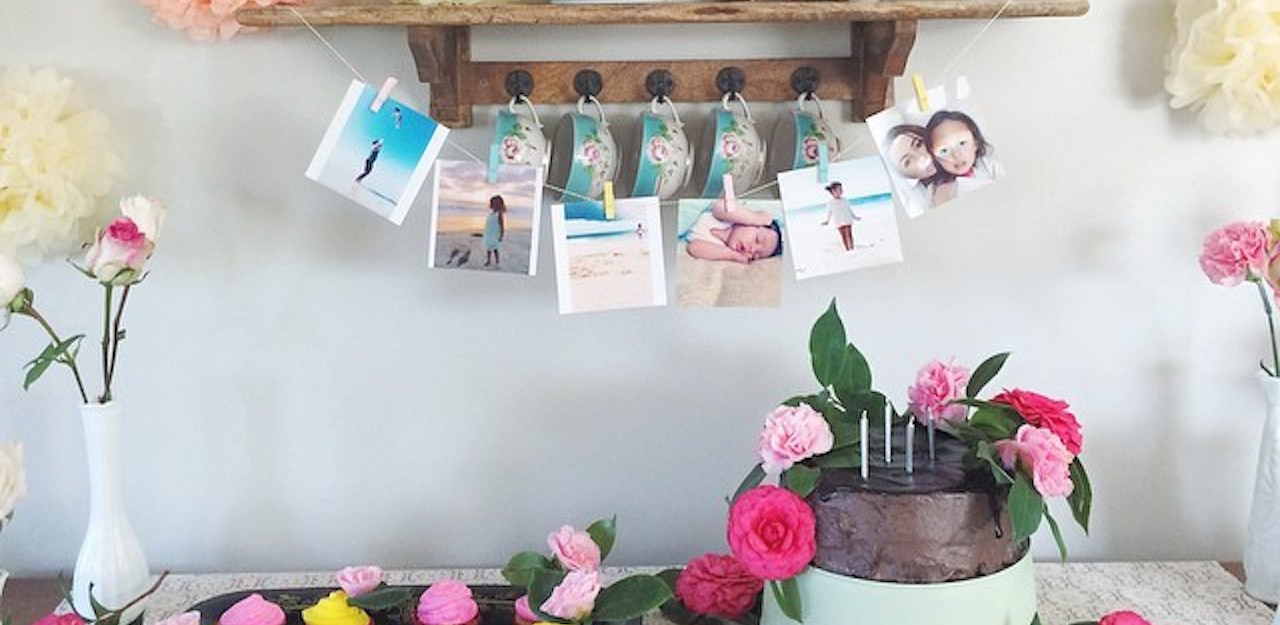 12 Creative Ways To Display Pictures Without Frames