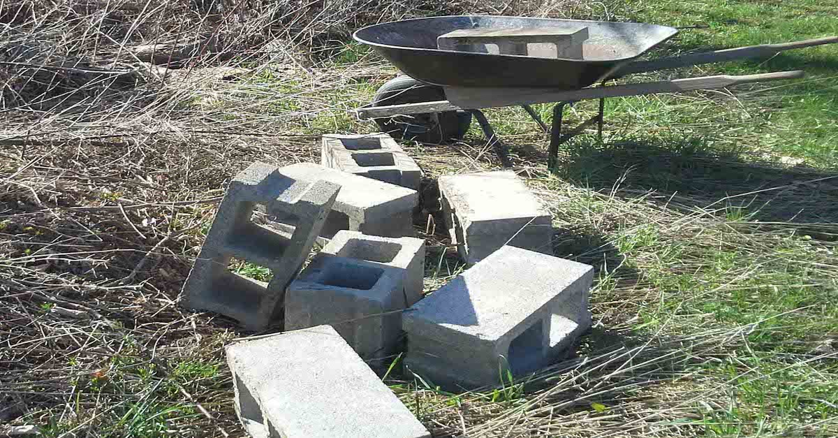 DIY Ways To Upcycle The Humble Cinder Block For Your Home Refresh