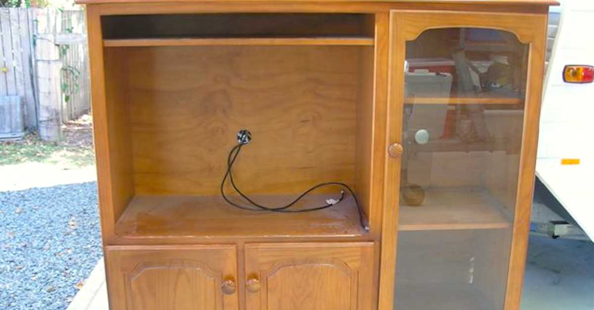 Diy Play Kitchen Littlethings, What To Do With An Old Tv Cabinet